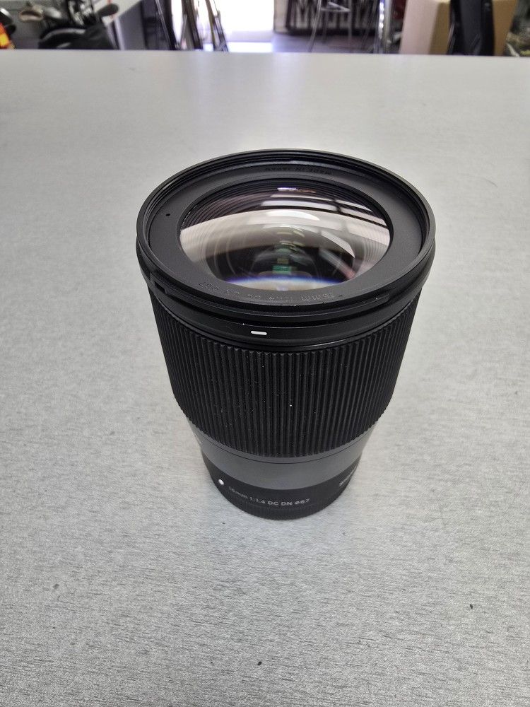 SIGMA LENS 16MM 1: 1.4 DC DN MADE IN JAPAN