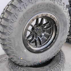 17 Inch Lock 6x135 Ford With 35 12 50 17 