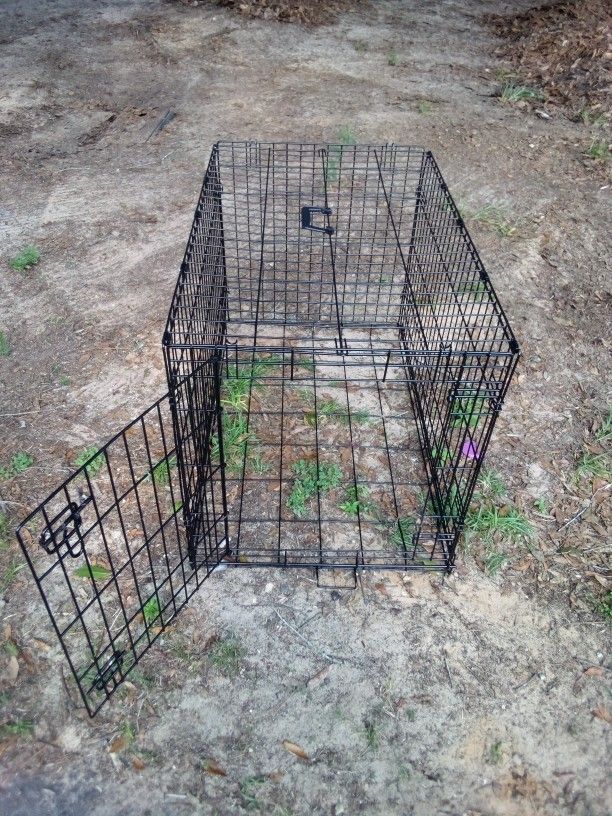 Dog Cage For Middle Dog 50$ Obo