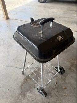 Charcoal grill
