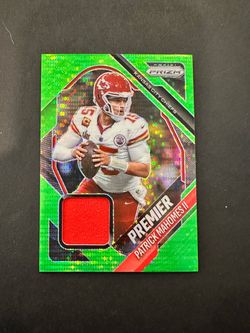 Patrick Mahomes II Panini Prizm Premier Green Relic Card