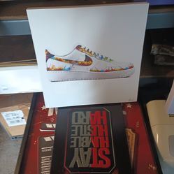 PAINTING OF NIKE TENNIS SHOE