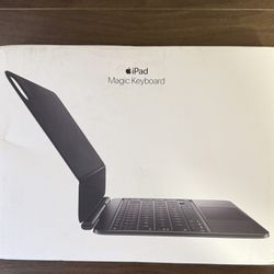 Apple Magic Keyboard For iPad Pro 11-inch M4 M5 Used one time like new