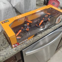 Burago McLaren MCL38 F1 Cars