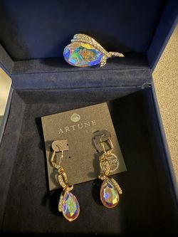 Swarovski crystal earrings and pendant