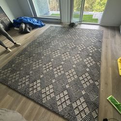 Nautica Home Rug 7’ 10”x 10’
