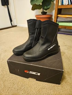 Women's Motorcycle Boots 9.5 Sidi