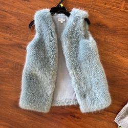 Splendid Girls Fur Vest Size 5/6