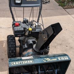 MAKE OFFER Heavy duty electric start Craftsman snowblower 9HP 28 in