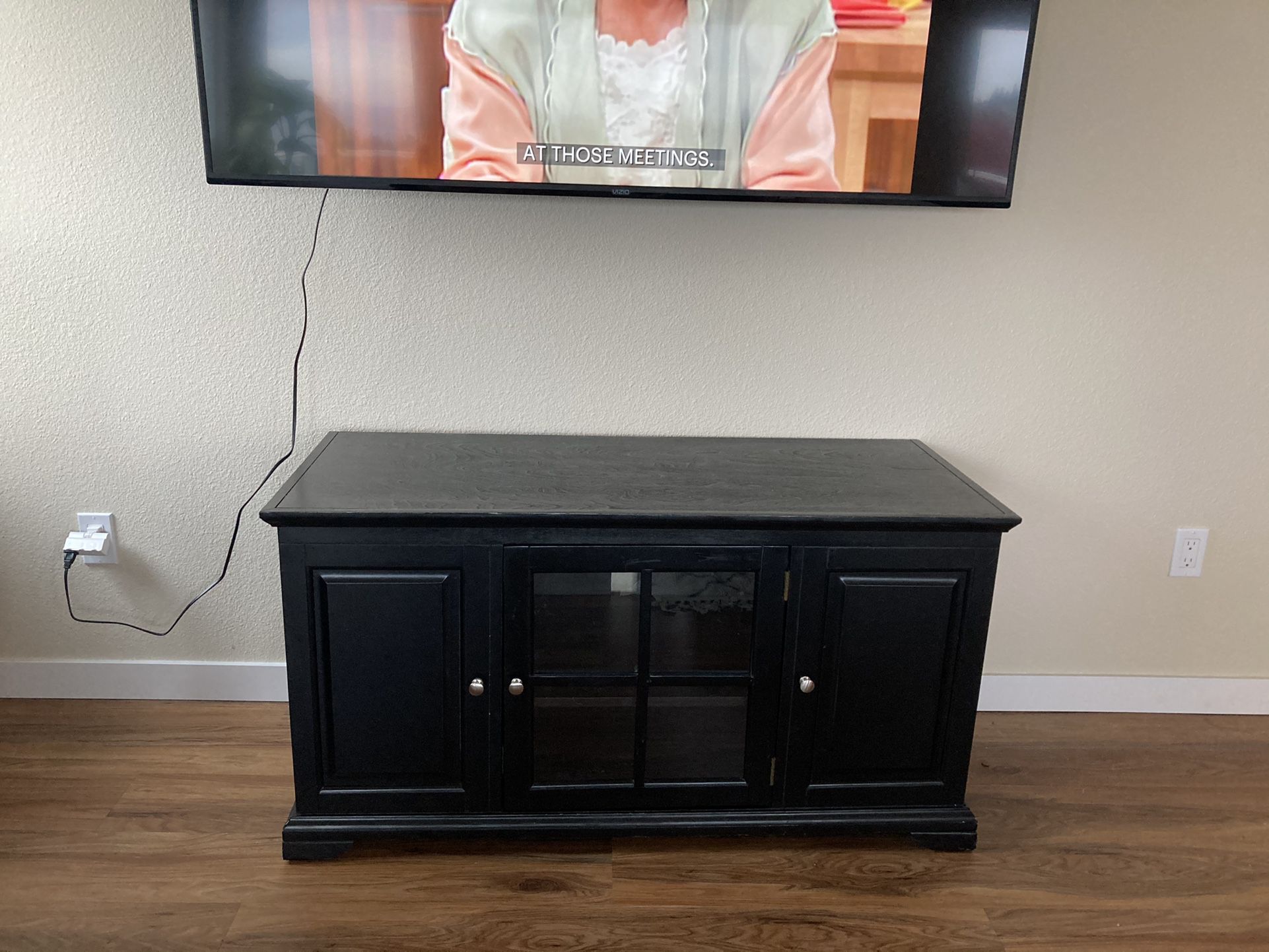 Nice Black TV Stand Entertainment Cabinet