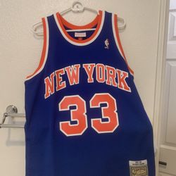 Men's New York Knicks Patrick Ewing Mitchell & Ness Blue 1991/92 Hardwood Classics Swingman Jersey