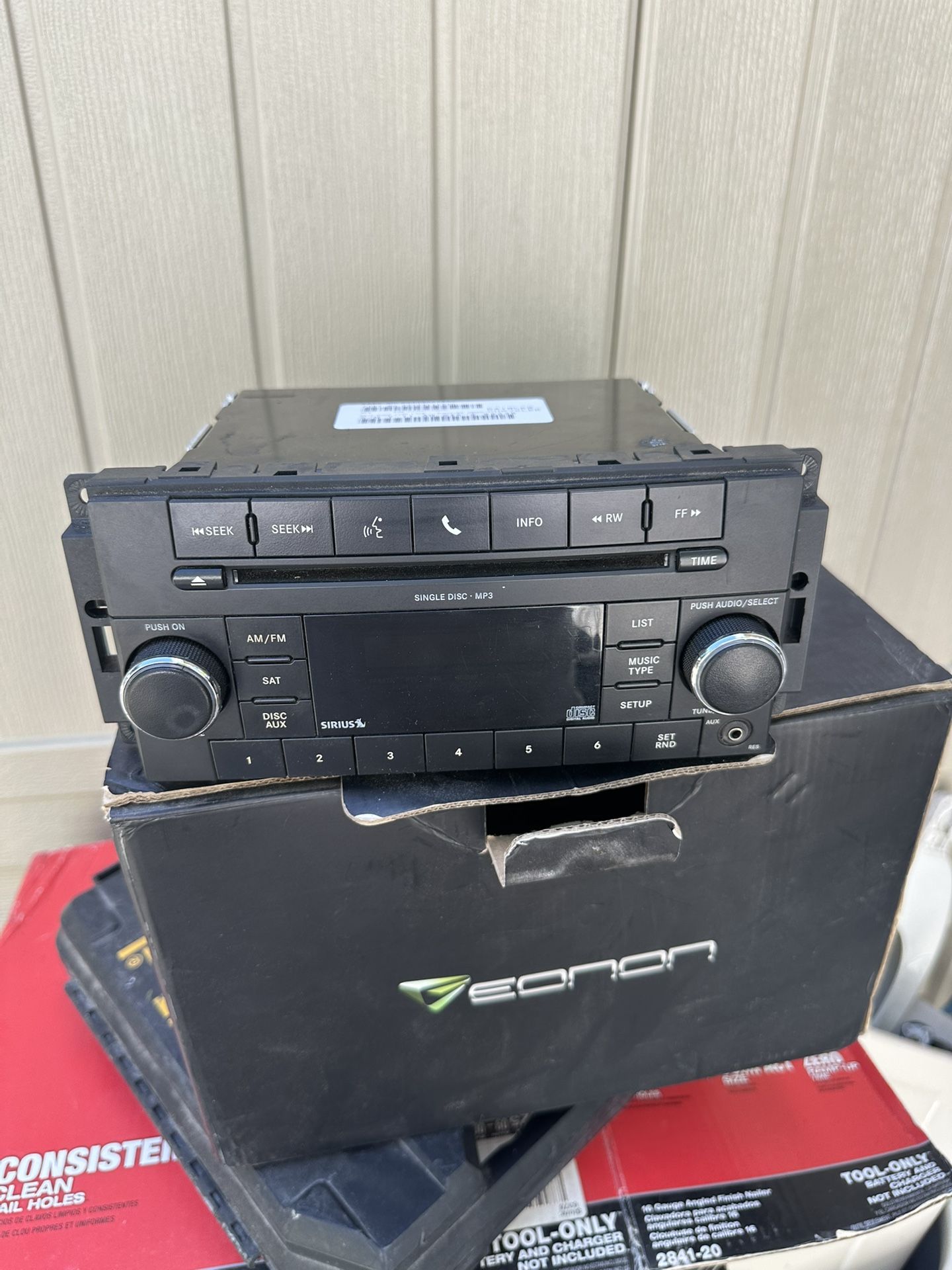 RAM 1500 Radio