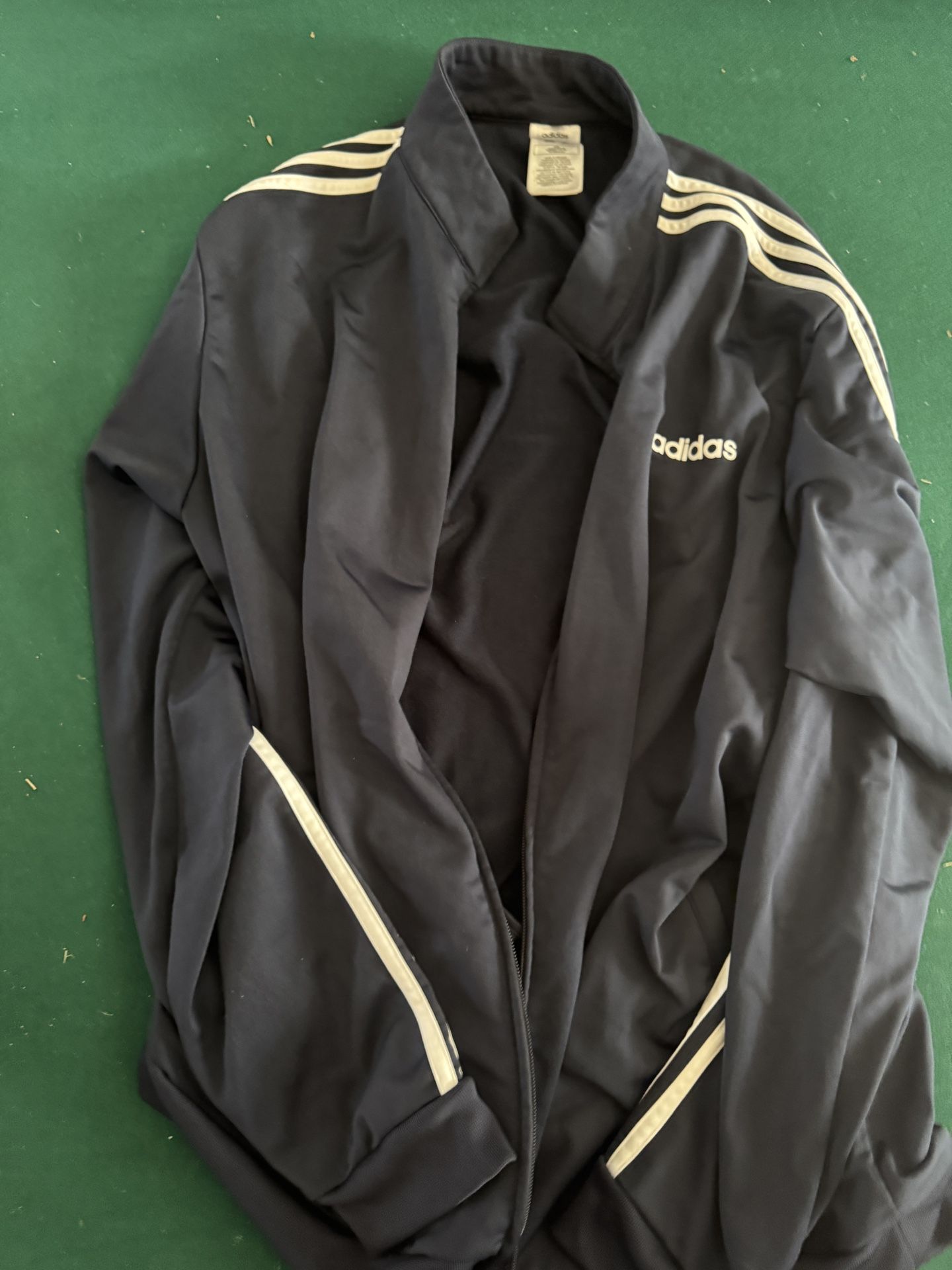 Adidas Originals Menβs 2XL Black Track Jacket | Retro 3-Stripes Full Zip Classic