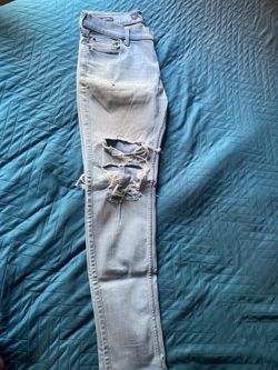 Hollister Extreme Stretch . Size 34 x 32