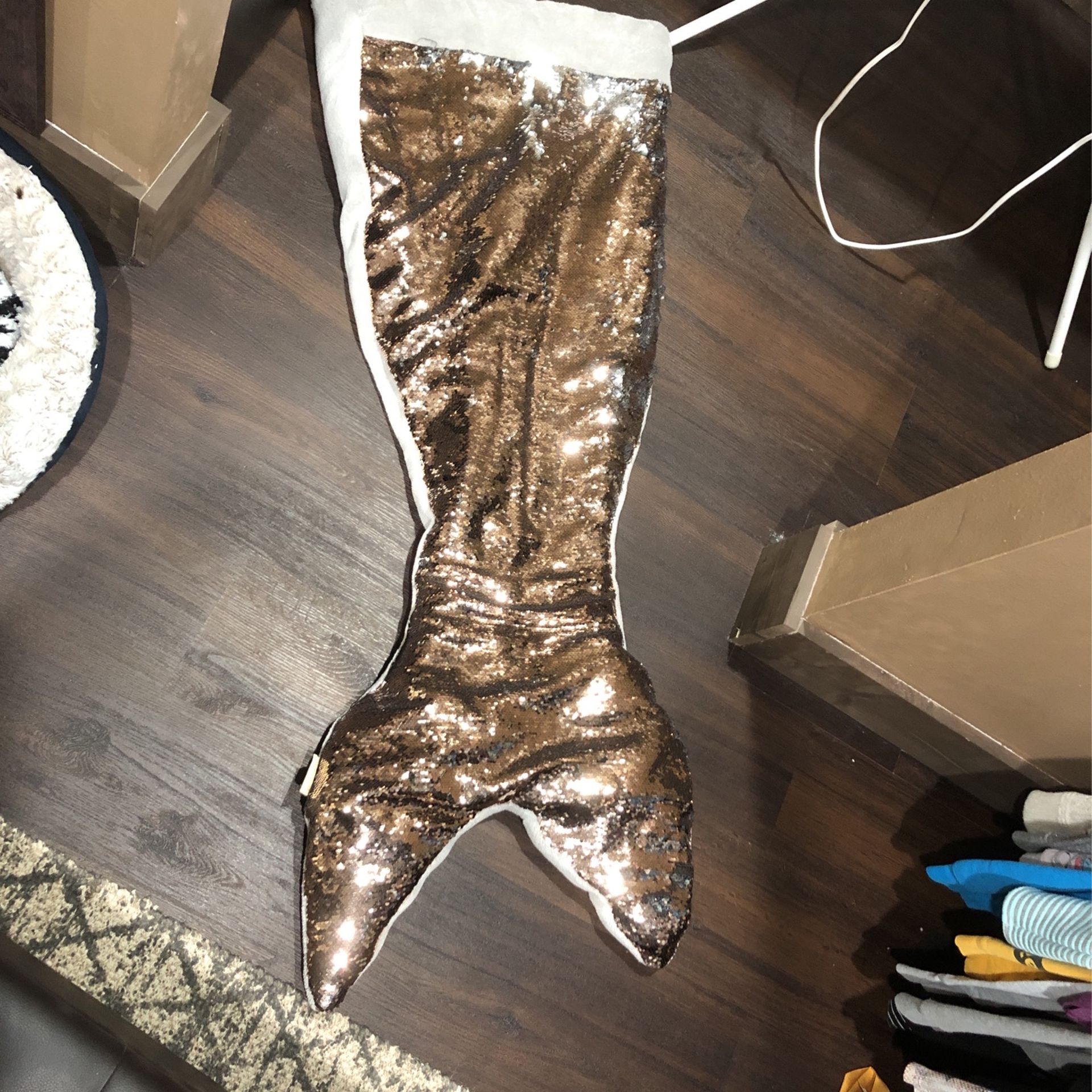 Sequins Mermaid Tail Blanket