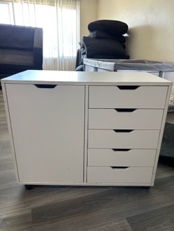 white cabinet