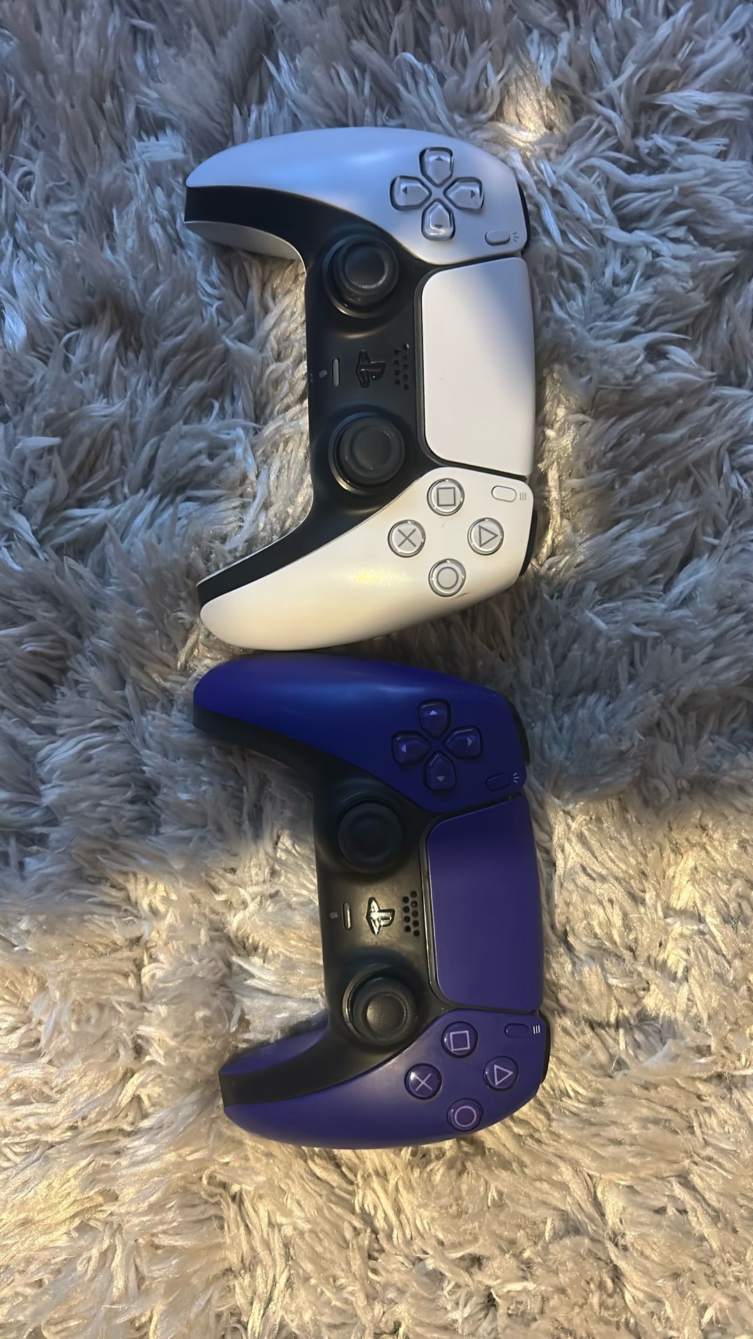 2 ps5 wireless controllers