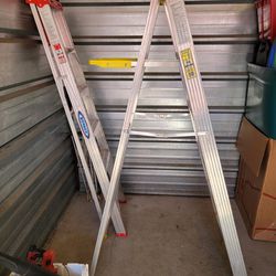 Werner 6 foot Aluminum ladder

