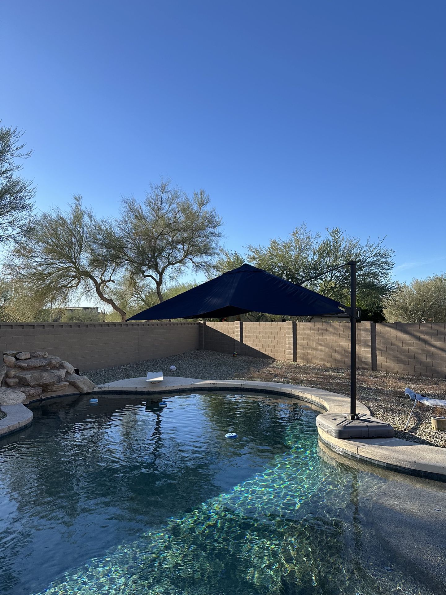 Large Square Cantilever Patio Or Pool Umbrella, base and cover included