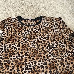 Lg Cheetah Pull Over 