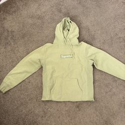Supreme hoodie