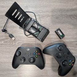 Xbox Controllers 