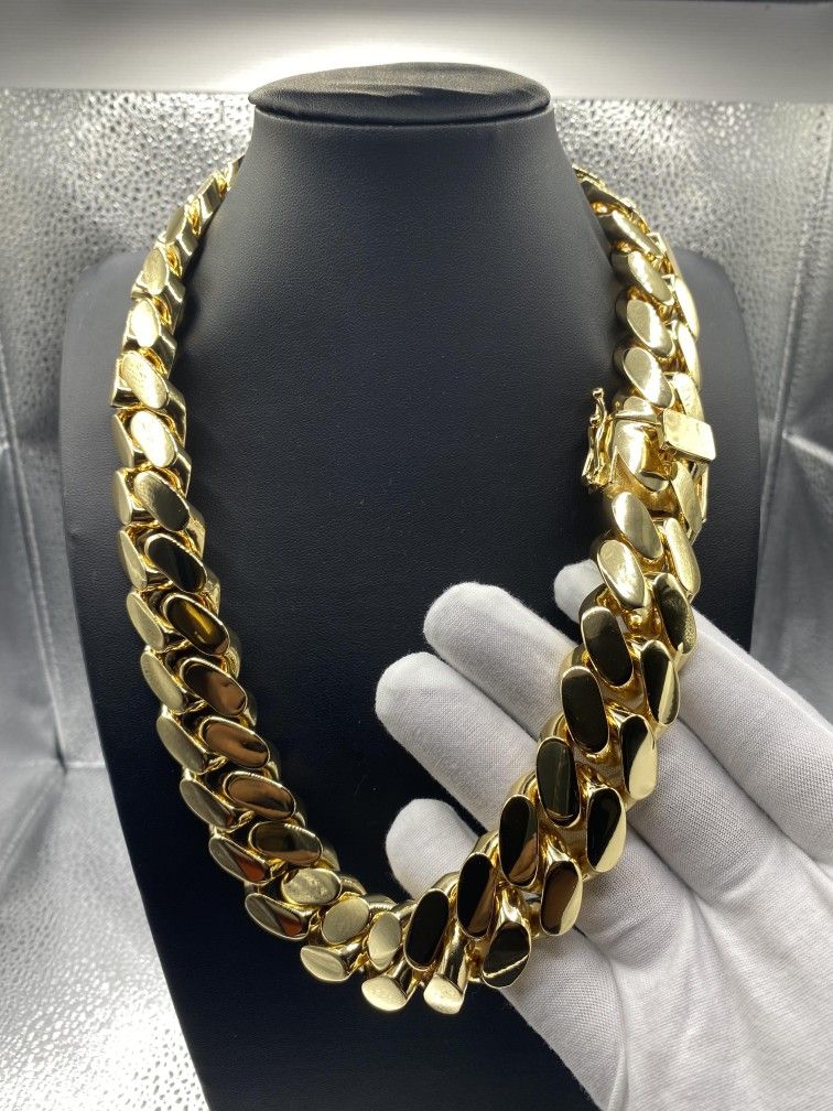 Miami Cuban Link with big lock, Thick 24 mm handmade, Efficient Super Gold Plated 7 times