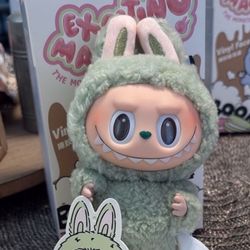 Macaroon Labubu