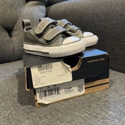 Converse Infant Size 2