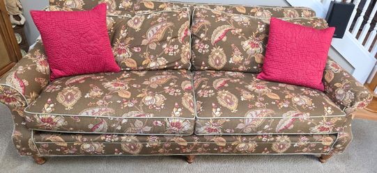 Comfy Family Room Sofa