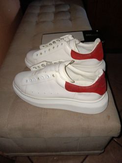 Alexander  McQueen  size42d