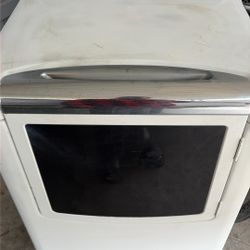 Gas Dryer In Great Working Condition $150 Or Best Offer Gas Dryer Don’t Ask It Ur Not Going To But !