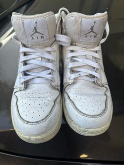 Jordan 1s Youth Size 5.5