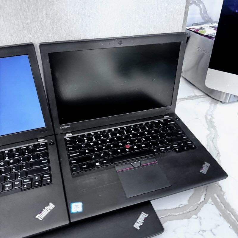 Lenovo ThinkPad X270 12.5” Laptop
• Processor: Intel Core i5-6300U (Dual-Core, up to 3.00GHz