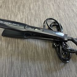 Paul Mitchell Smooth+ Ceramic Flat Iron  1.25”