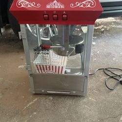 Olde Midway Popcorn Machine 