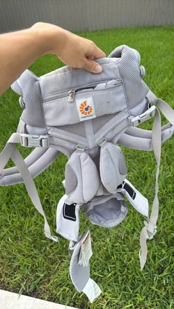 Ergobaby Carrier
