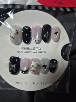 Press on nails 2 for 5 or $3 a piece