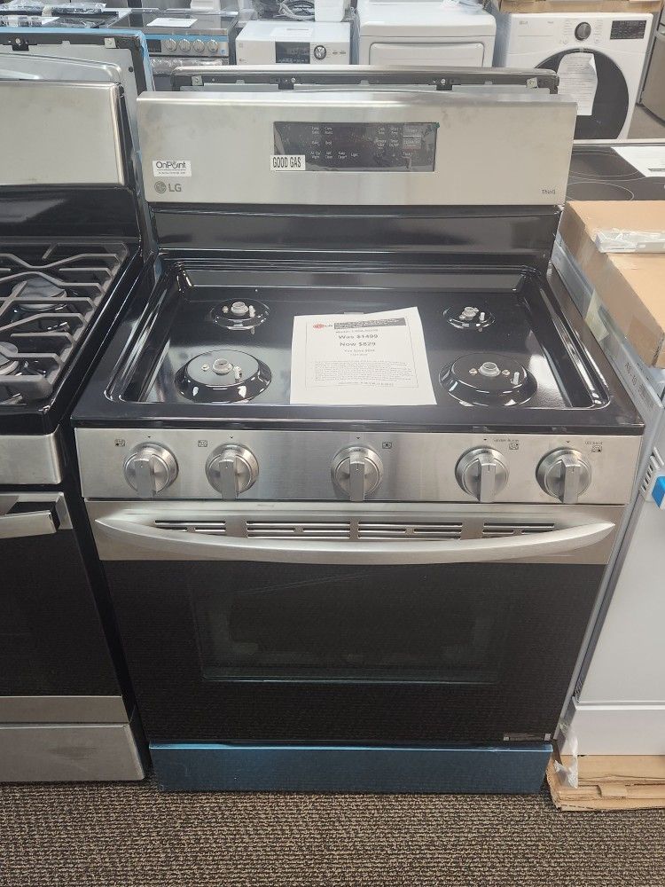 5.8 cu. Smart Wi-Fi Enabled Fan Convection Gas Single Oven Range with AirFry and EasyClean in Stainless Steel