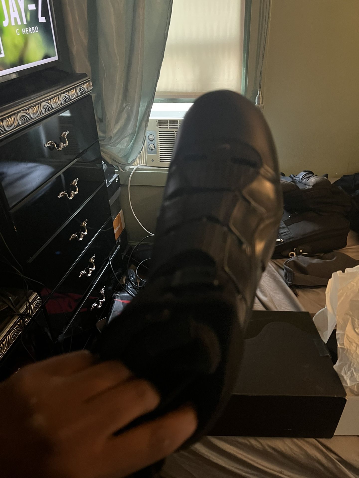 nike lebron 4 black anthracite 100$ Brand New