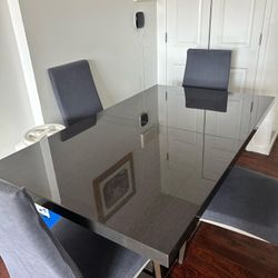 Dining Room Table 