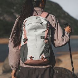 Huskycat Mountaineering Bag