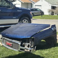 Front clip for gmc2001