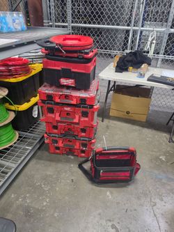 Milwaukee packout/tools