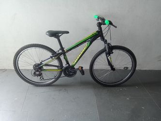 BICYCLE SPECIALIZED 21 SPEED SIZE 26 BRAND NEW