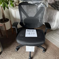 Office Chair  Ergonomic Color Black New