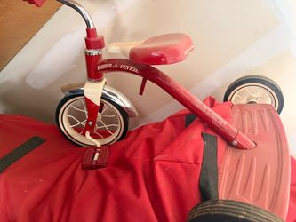 Radio Flyer Kids Classic Red Tricycle