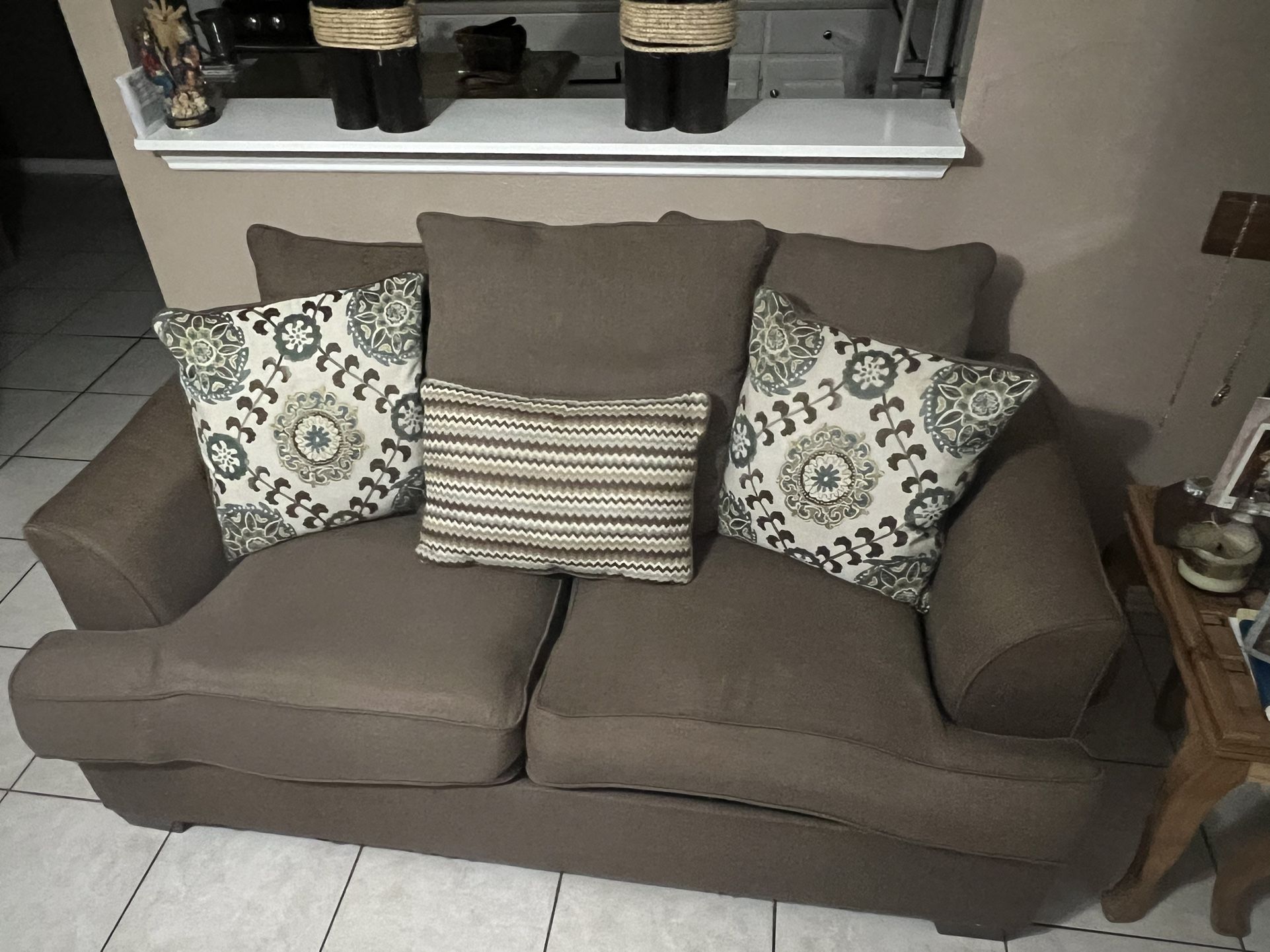 SOFA Y LOVESEAT