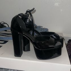 $20 Size 8 Heels !