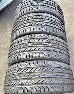 235 55 18 Continental Tires Con 80% de Vida Las 4